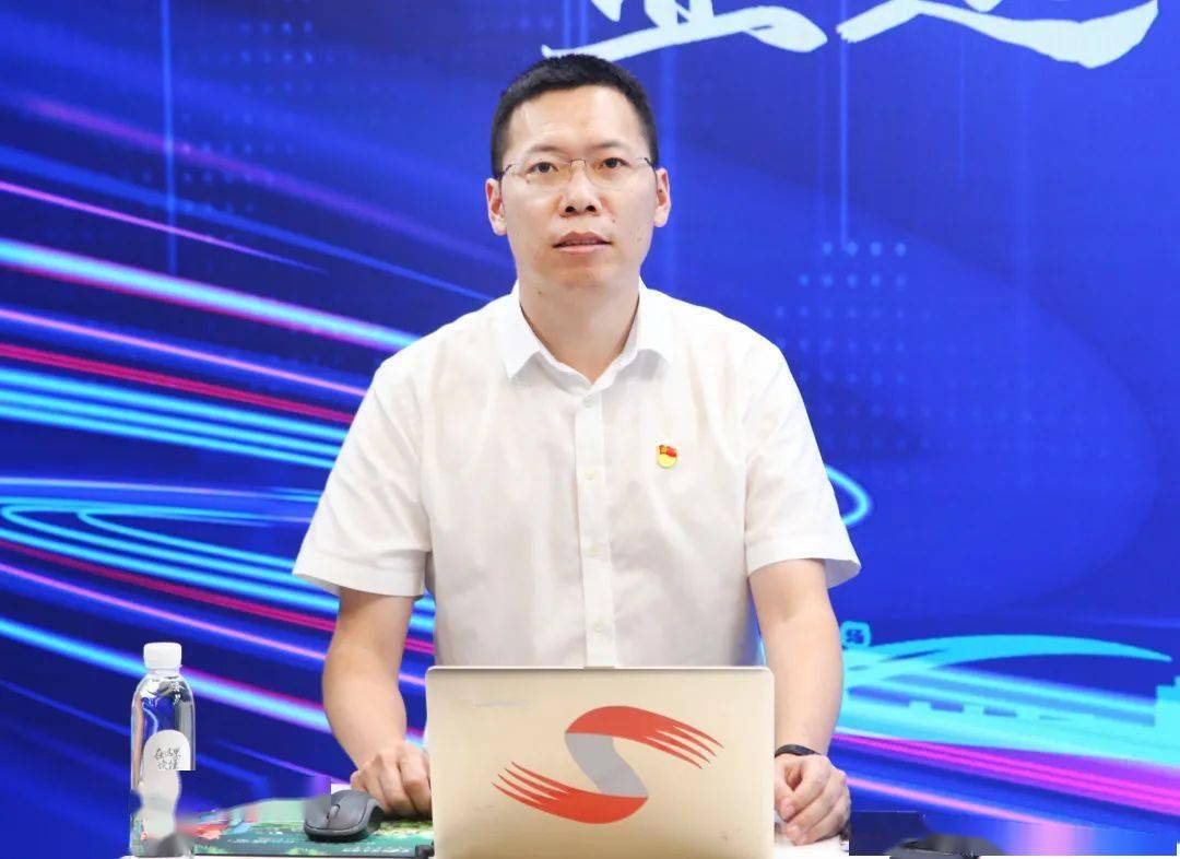 临浦的热点有哪些焦点是什么看点在哪里丁裕镇长走进直播间与网友对话