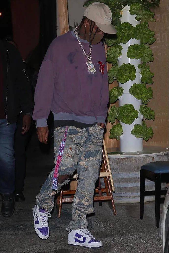 Travis|泼墨 破坏 微喇，关于牛仔裤回潮，NIGO、TS 等人的不同喜好