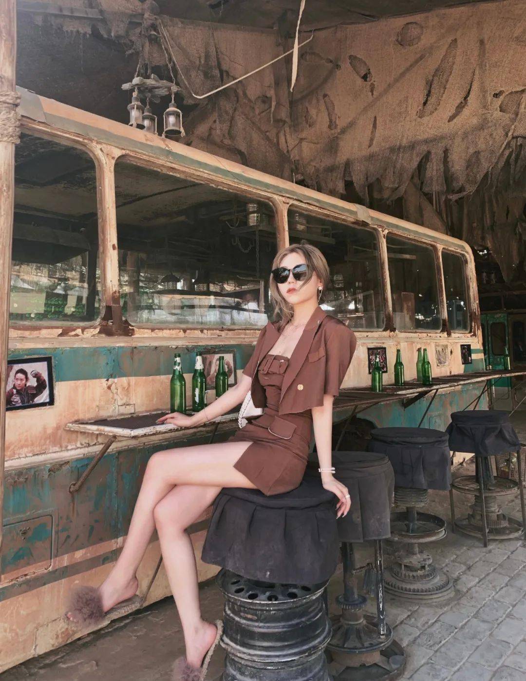 04古装风in summer影城粗狂的风格让很多热爱古装的小姐姐爱不释士葺