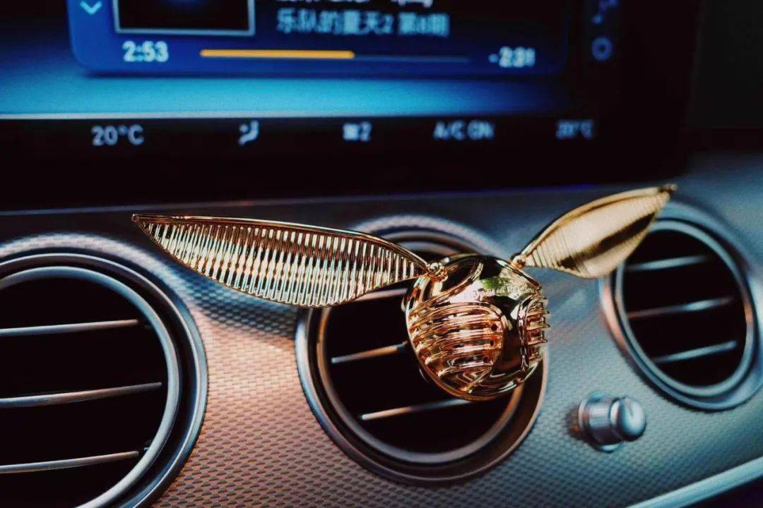 金色飞贼车载香氛,让我的车有了"魔法"!_open