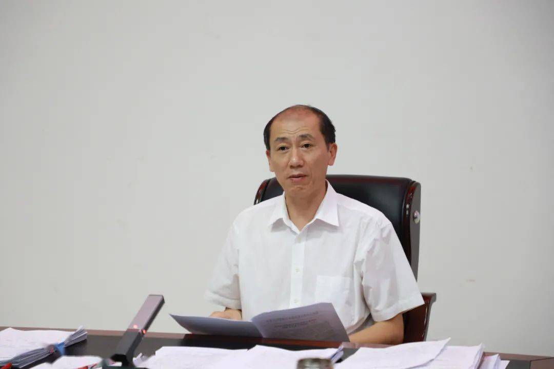 县委副书记,县长,县委审计委员会副主任卢胜,李科,冯少波等县委审计