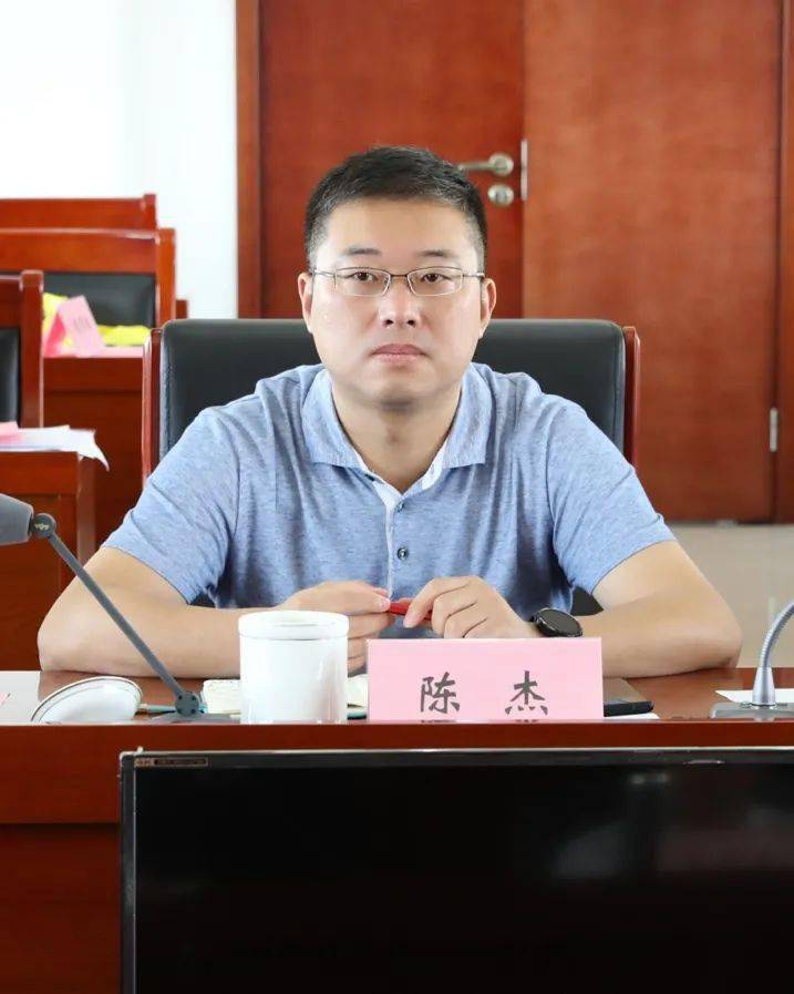 团市委副书记王洪涛赴大兴调研走访