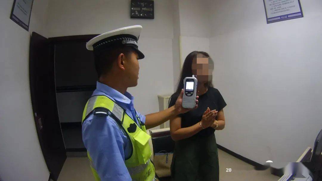 张掖女司机酒驾拒不承认终被罚