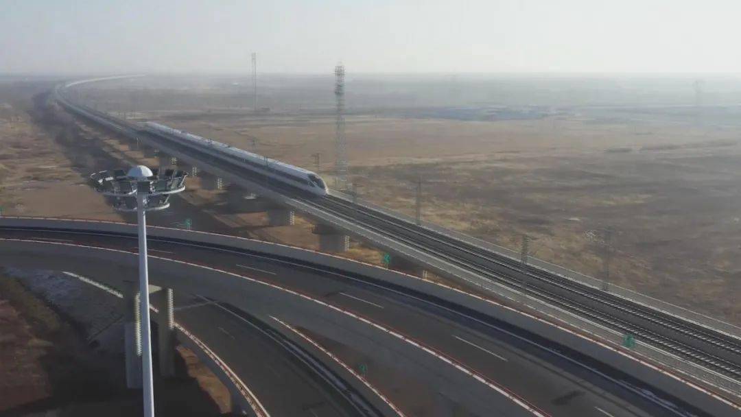 途经内蒙古的这条高铁传来最新进展._包头