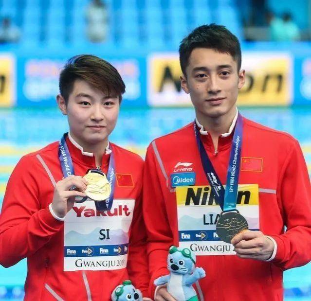 王 俊杰 45608123cec84c23a7db1a3040bce12e.jpeg