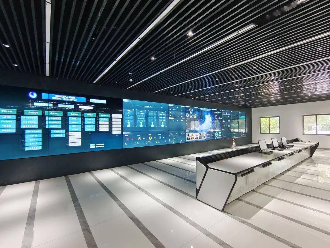 民呼我为丨提升"数智"治理水平 优化患者就医体验_指挥中心