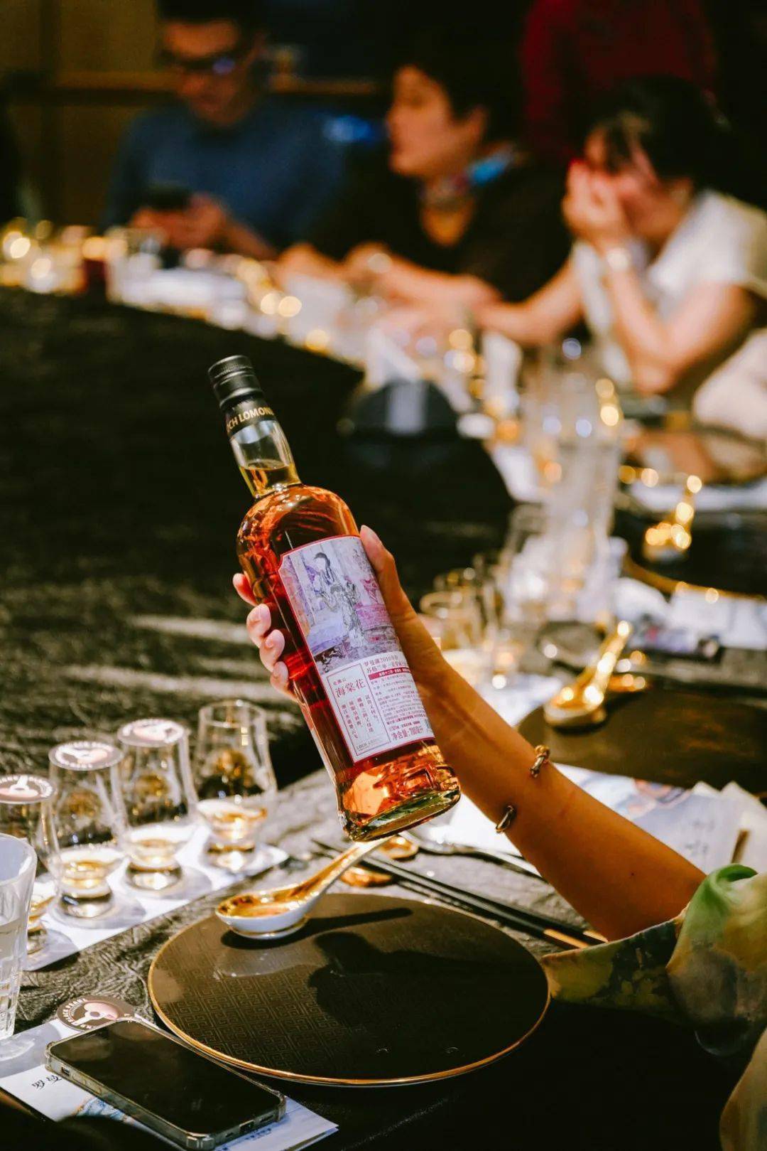 从成都到苏格兰酒过三巡后我们的味觉已远赴重洋
