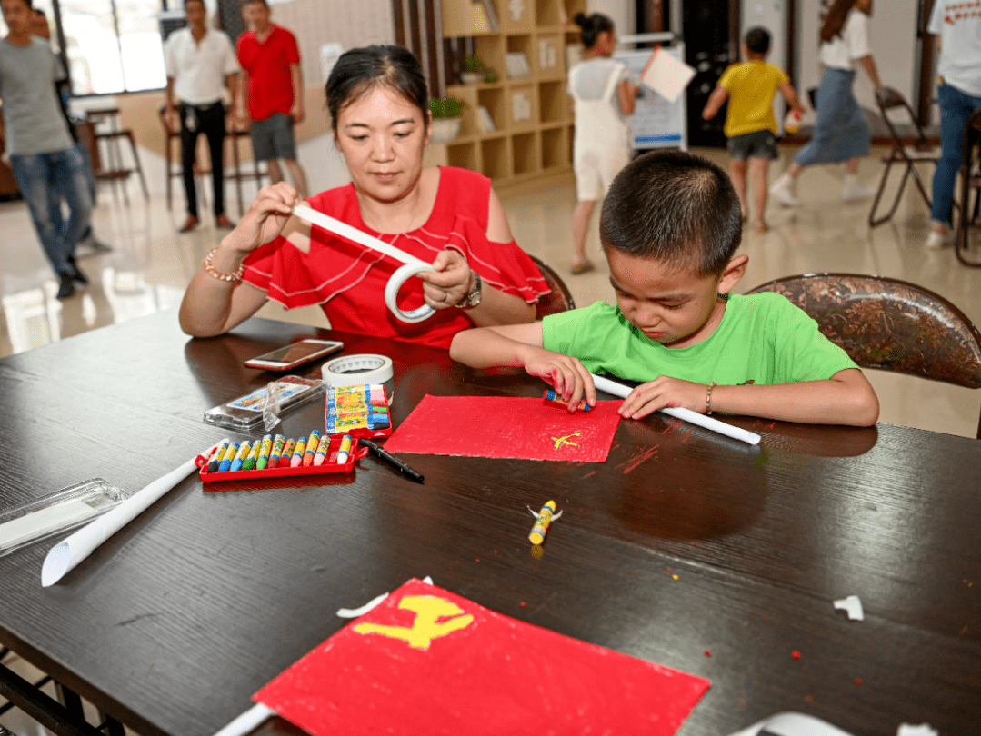 暑假儿童关爱活动 d2050167c91343948bc929745e5e0402.png