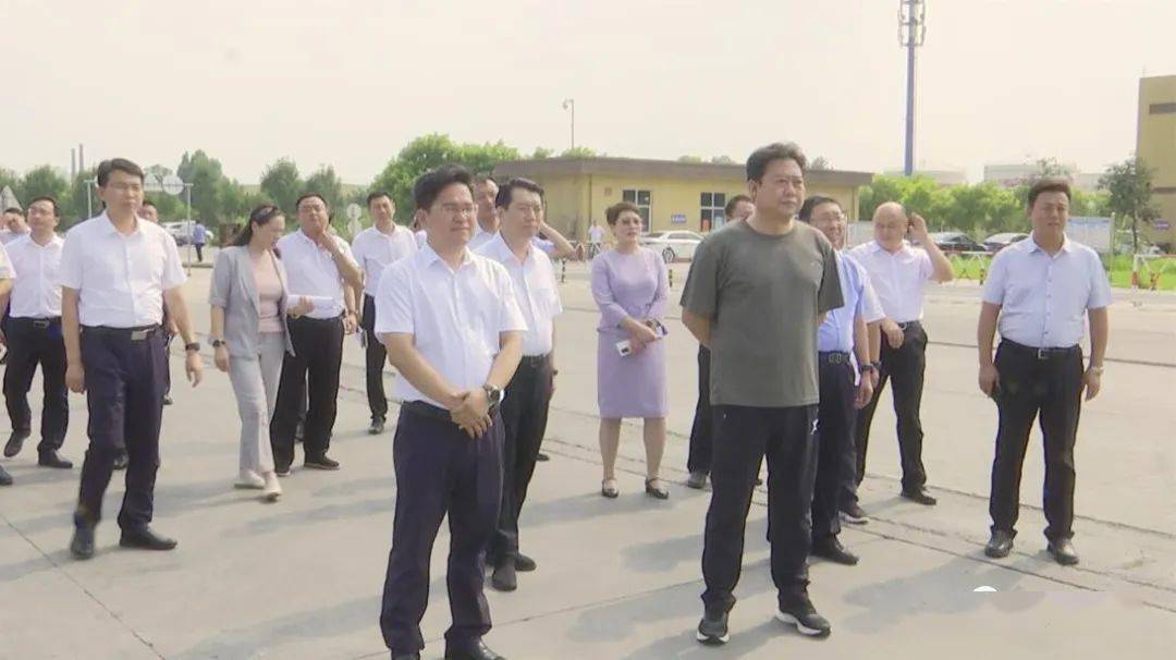 陈宏锋带领考察团到高邑县考察学习在开阔眼界中拓宽思维在对标先进中