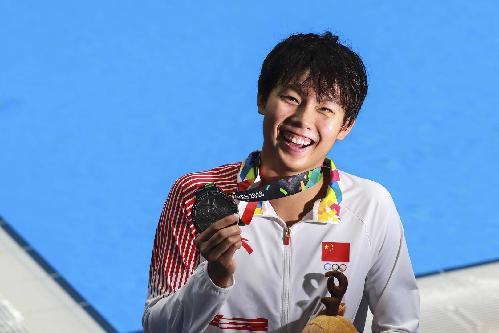 四朵金花破世界纪录夺冠!游得最快的杨浚瑄,游泳圈里画画最好的人