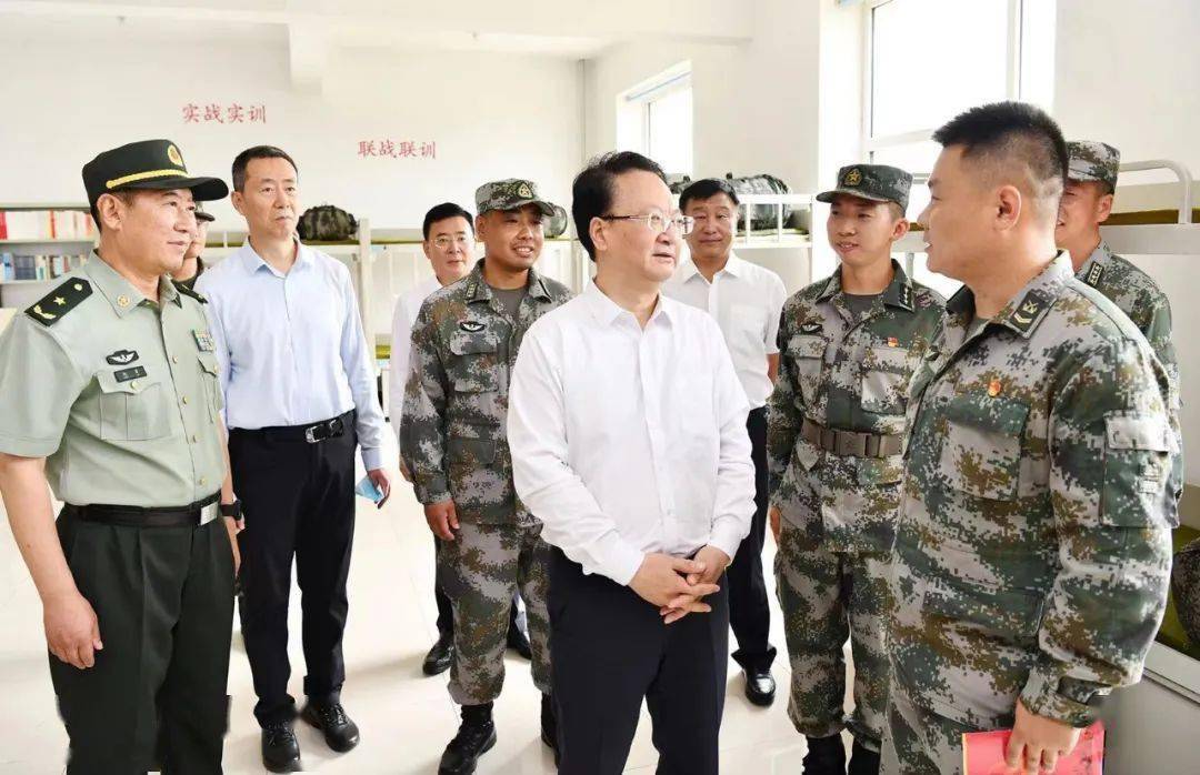 景俊海到陆军第78集团军65370部队72分队走访慰问