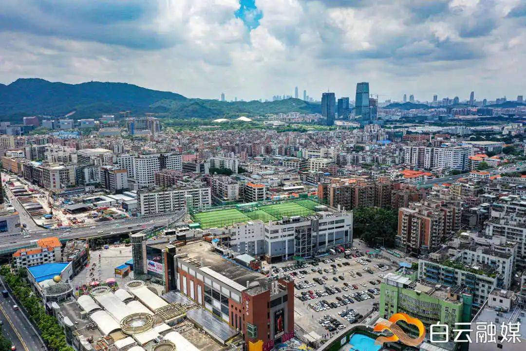 结合萧岗村城市更新改造项目,白云新城排渠整治提升和省市区重点文化