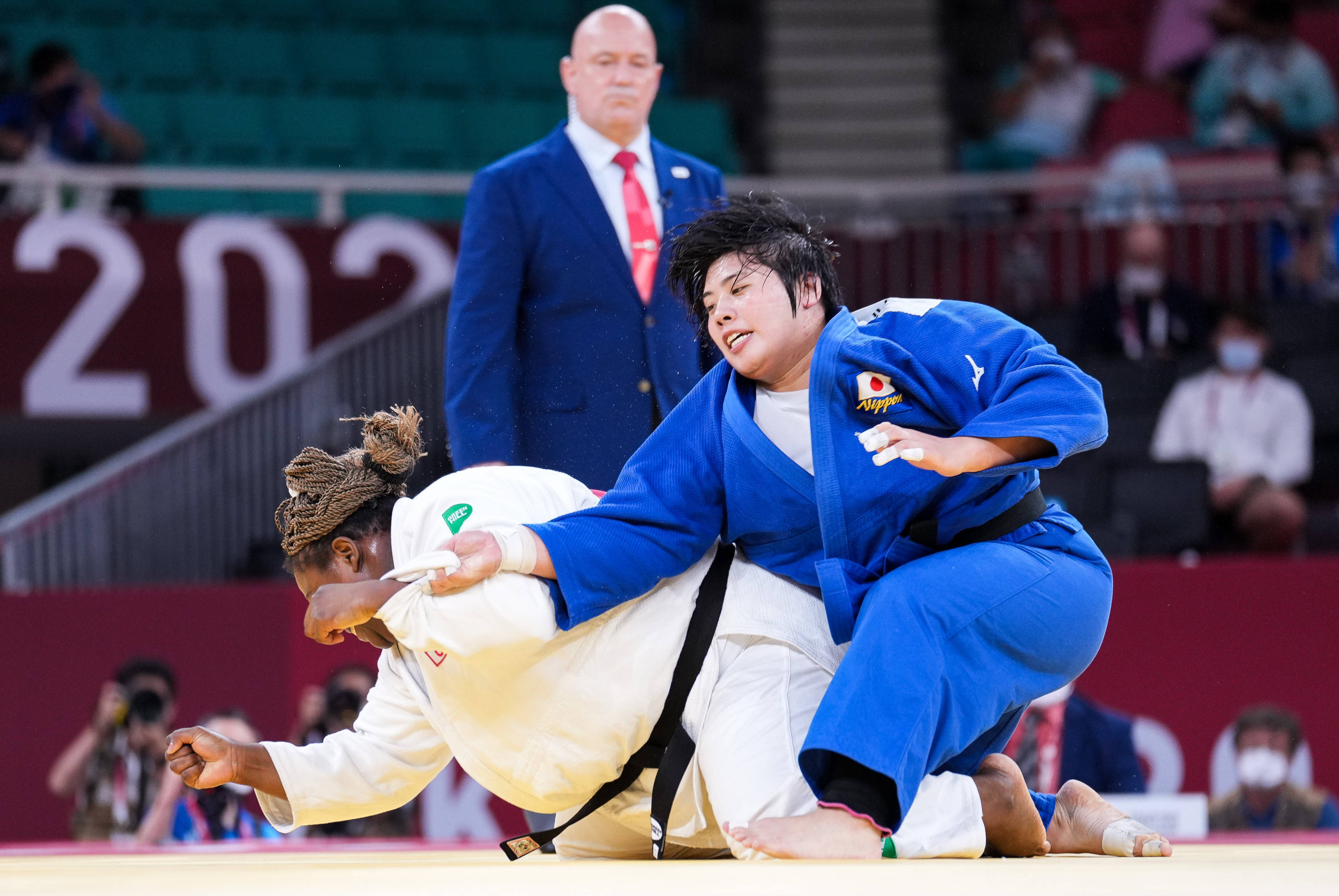 柔道——日本选手素根辉夺得女子78公斤以上级冠军