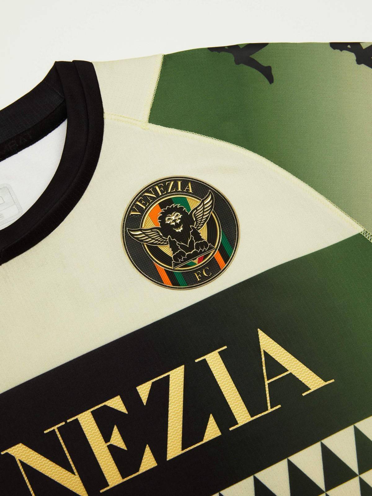 威尼斯发布202122赛季客场球衣