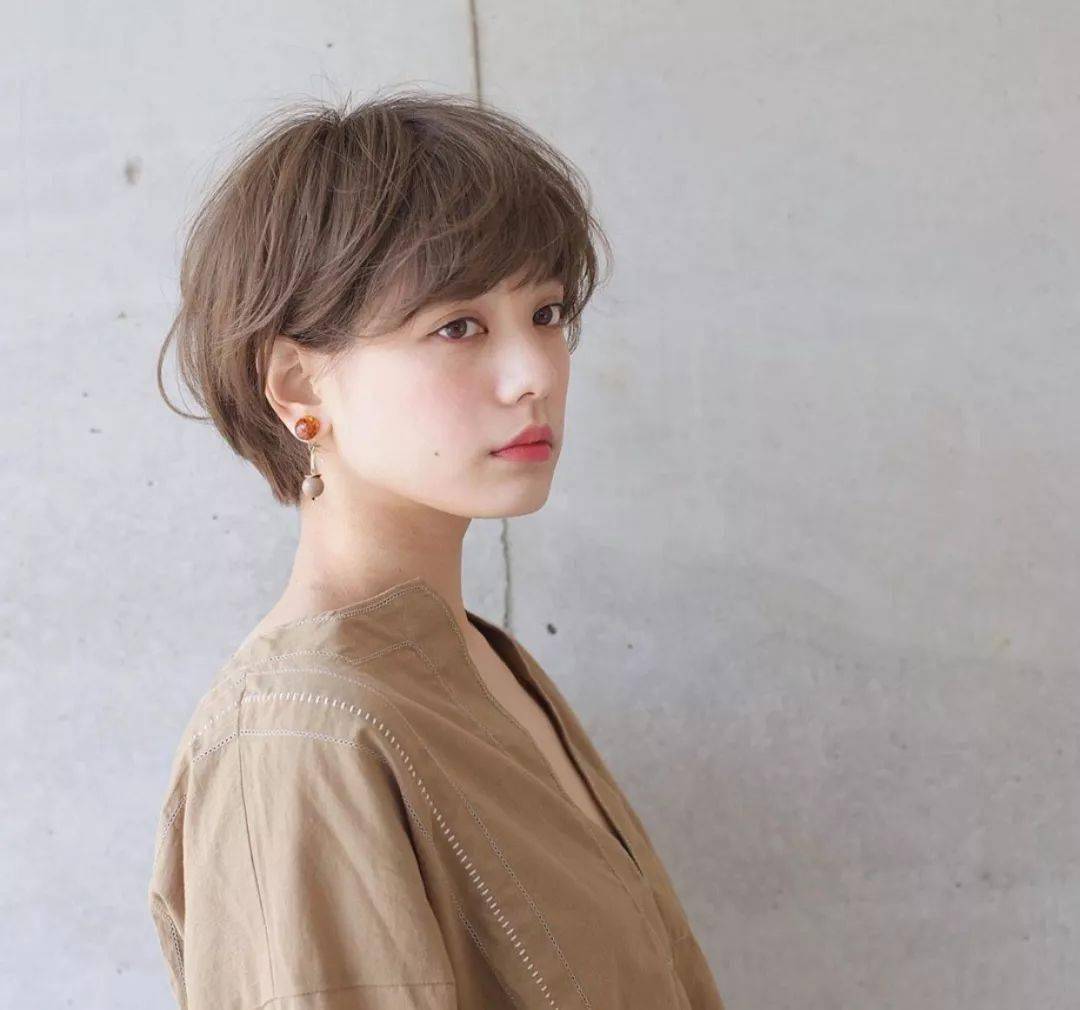 怎么让自己变美初中生 755014a651ca4d03b1077ab0d9754173.jpeg