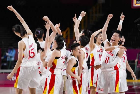 冲击|追光|上午九点，我们相信中国女篮