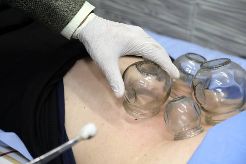 颈椎|指端发麻、肌肉无力，神经根型颈椎病正在白领化、低龄化