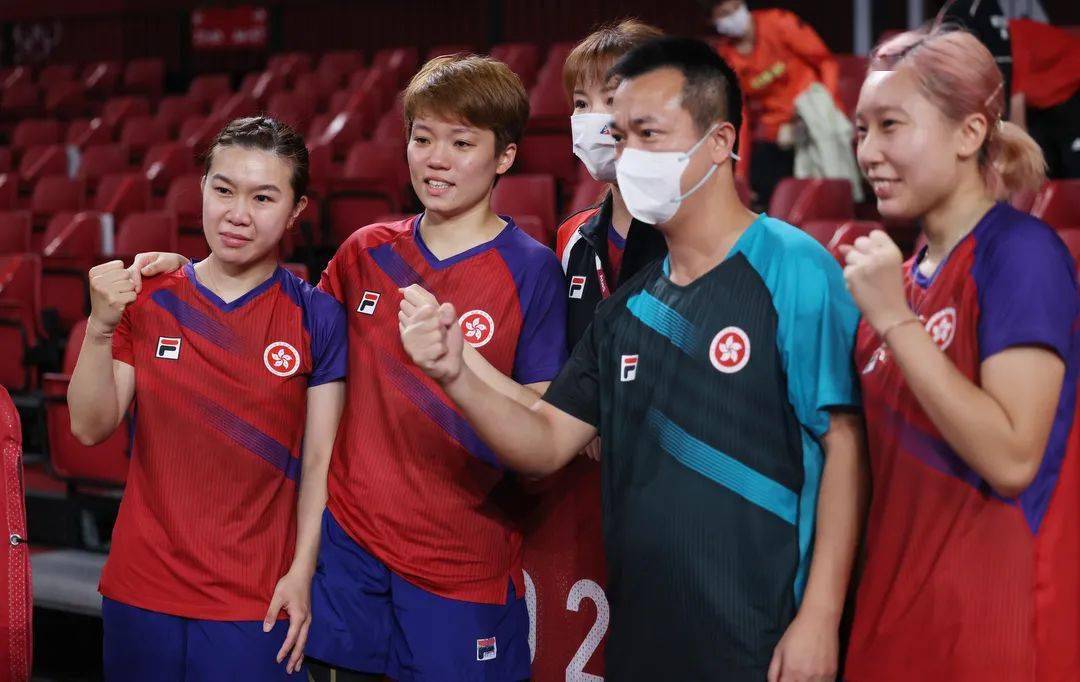 港乒大胆变阵摘铜创历史,李静感谢曾与国乒一起备战_中国香港队