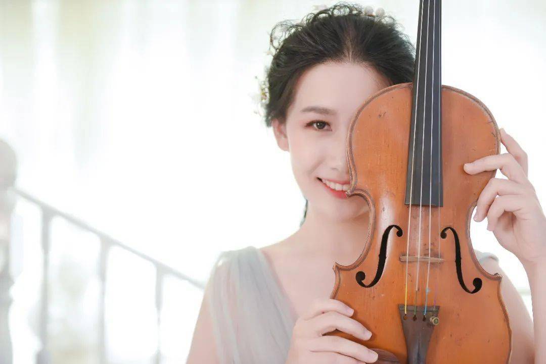 beautystar伍芮瑶梅花香自苦寒来