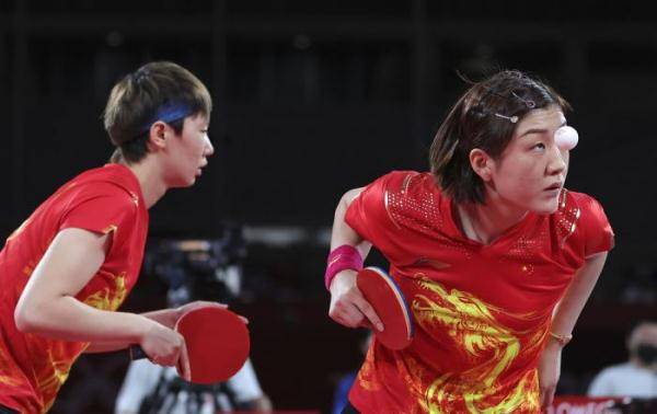 教练|图看奥运 | 乒乓球——中国队战胜日本队 夺得女团冠军
