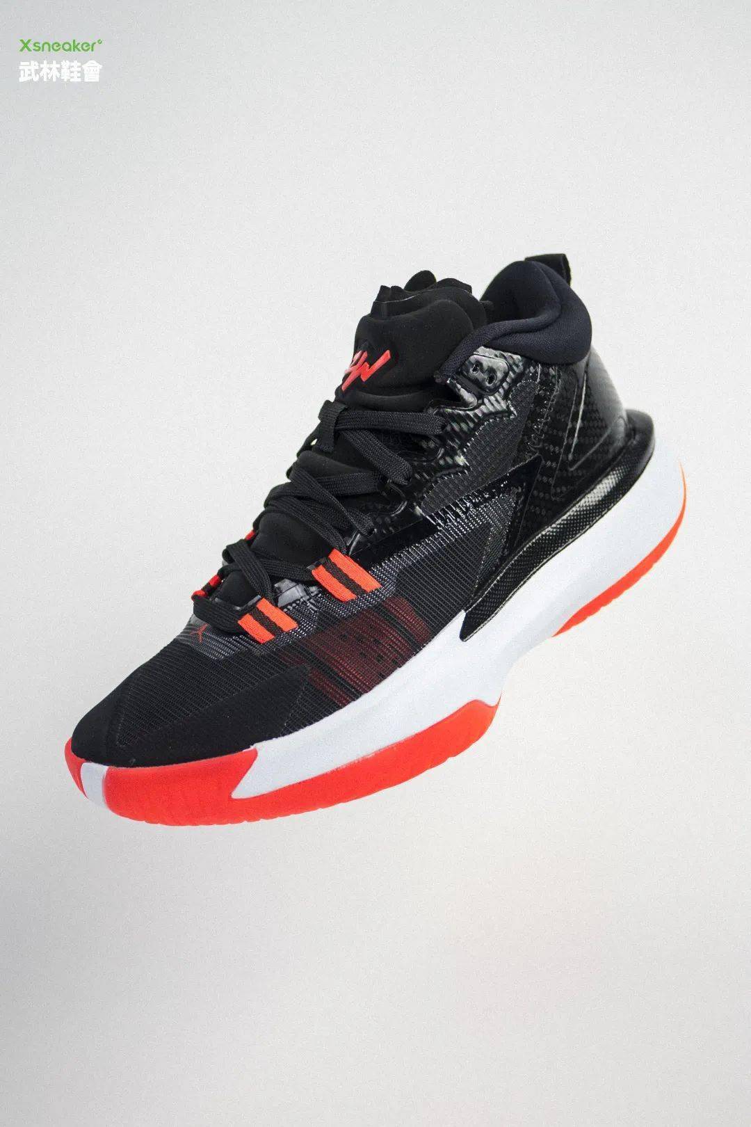 上新airjordanzion1pfbred