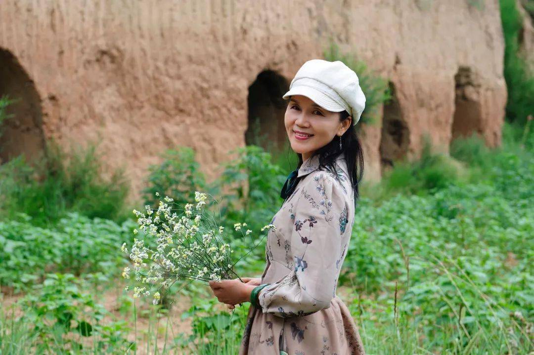 塬上花开|关中行之四|高小莉作品 张锋朗诵