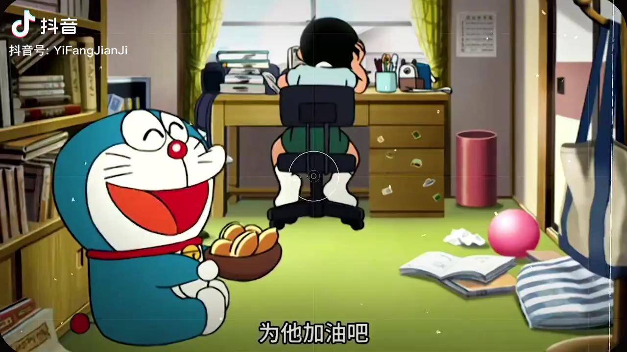 戴上耳机感受一下哆啦a梦那关爱的眼神动漫哆啦a梦50周年应援