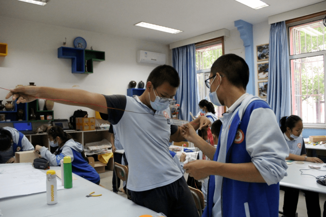 北京市佟麟阁学校践行生本理念培养实践能力促进全面发展艺术组以生为
