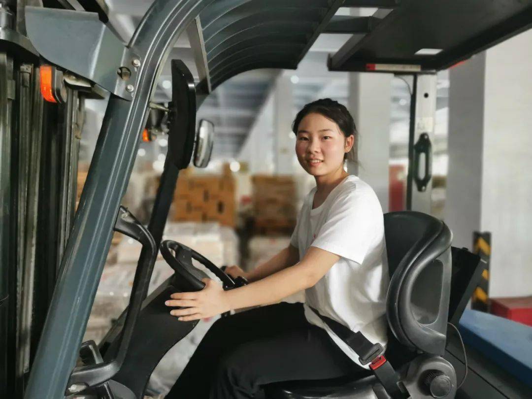 你会驾驶叉车吗