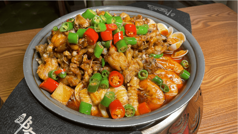 【三店通用·陶鲜生海鲜拼锅】99元抢超值套餐,牛蛙海鲜拼锅,口味9选1