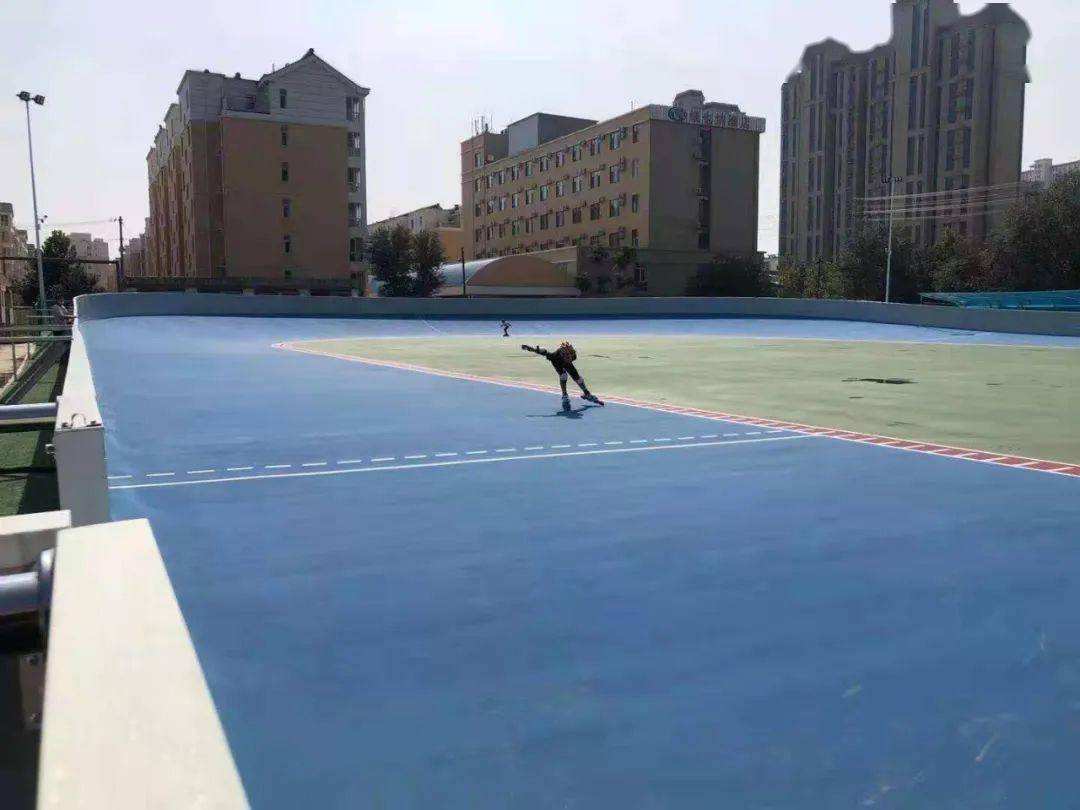 衡水首座室外国际标准轮滑场建成投用