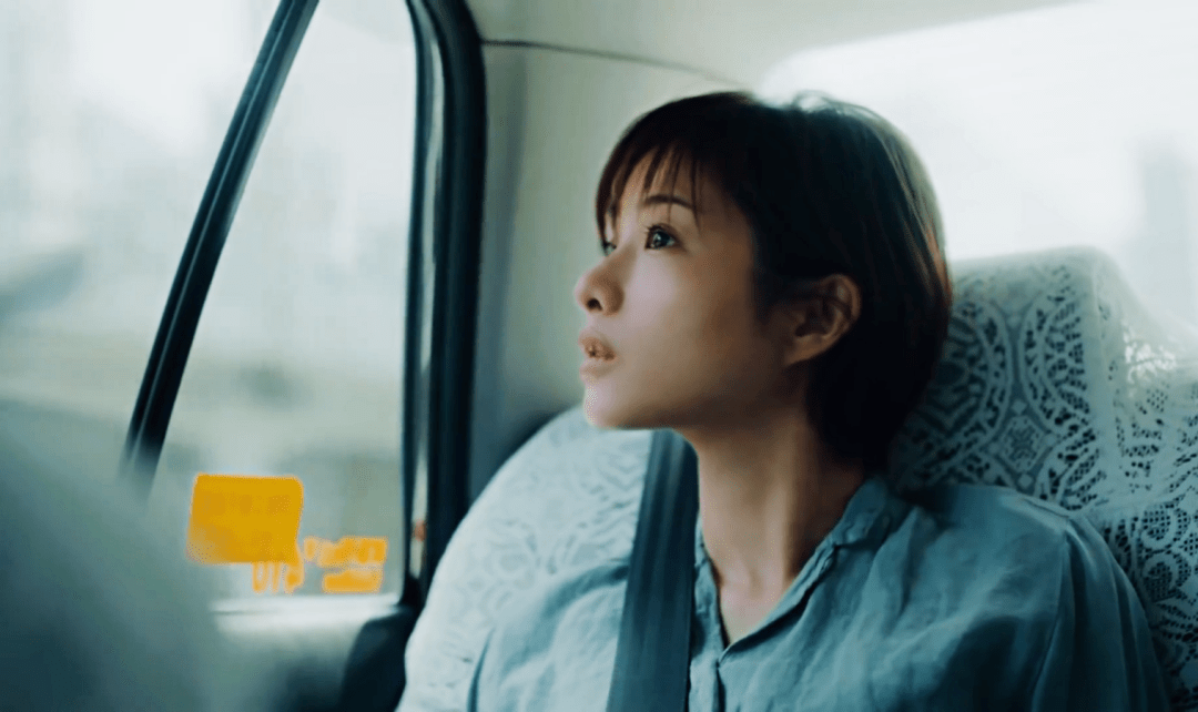 发型|女明星扎推剪短发，有的翻车有的好看，重点都在这里啦