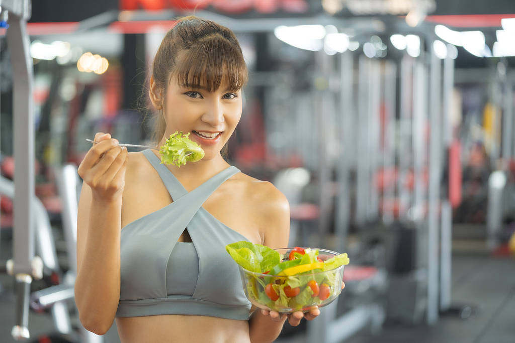 训练|涨知识｜跑步+戒糖，真能提高减肥效率？