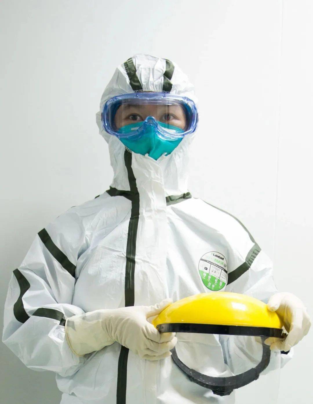 看,武汉的那一抹白色……_白衣天使