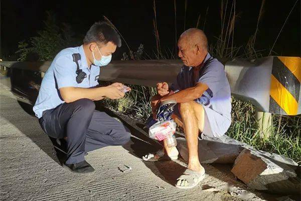 8月9日凌晨,桃江縣桃花江鎮一77歲老人回家途中迷路,步行到了三堂街鎮