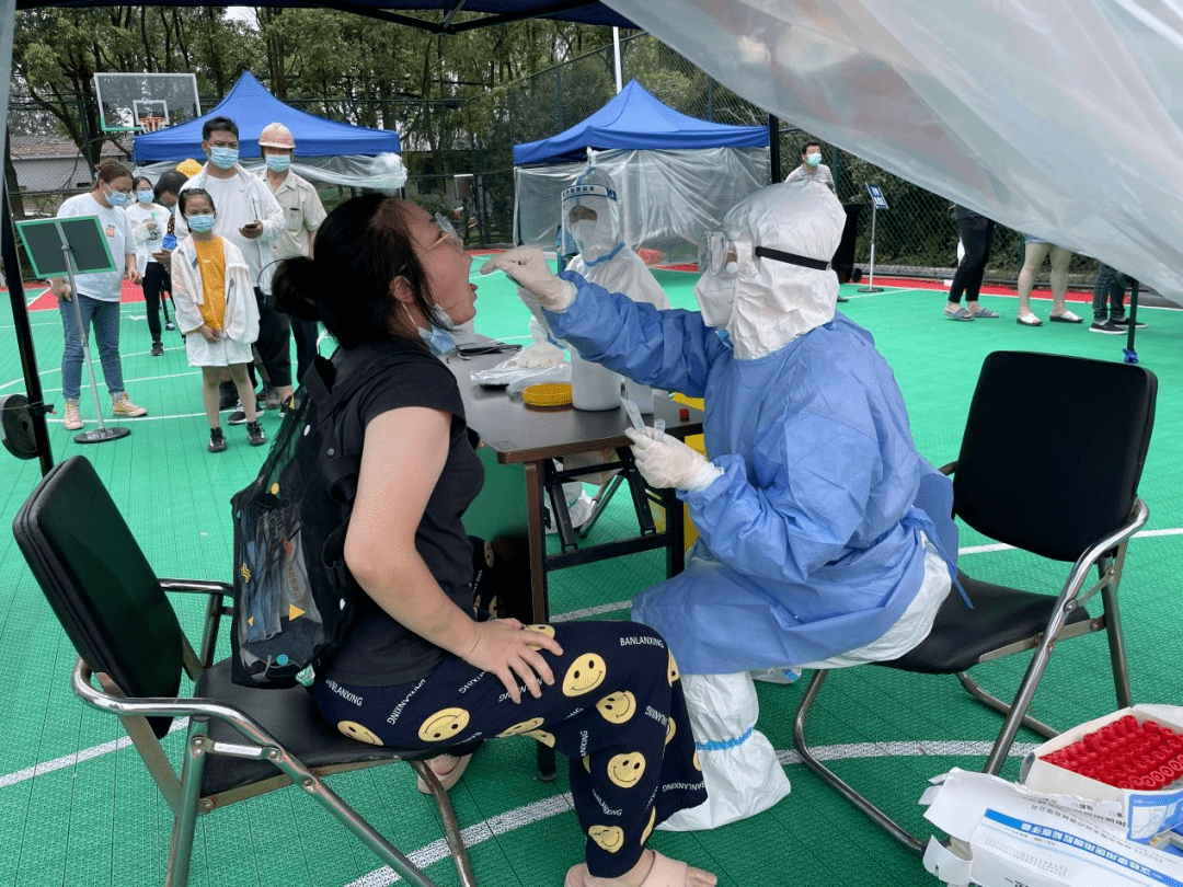 行业妇联风采苏北人民医院医护人员全力支援主城区大规模核酸检测