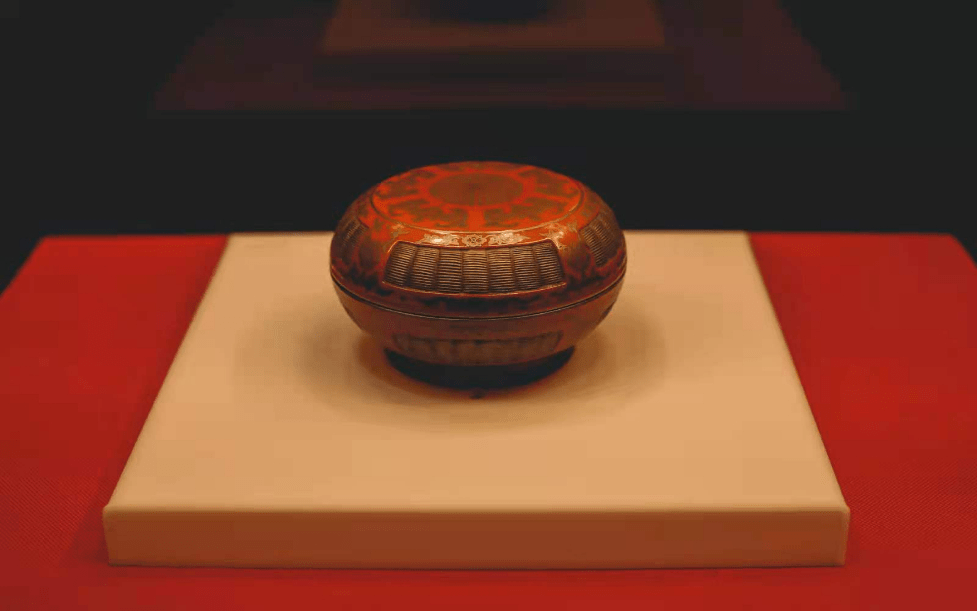 展览|朱艳华绮——故宫博物院藏乾隆朝漆器大赏