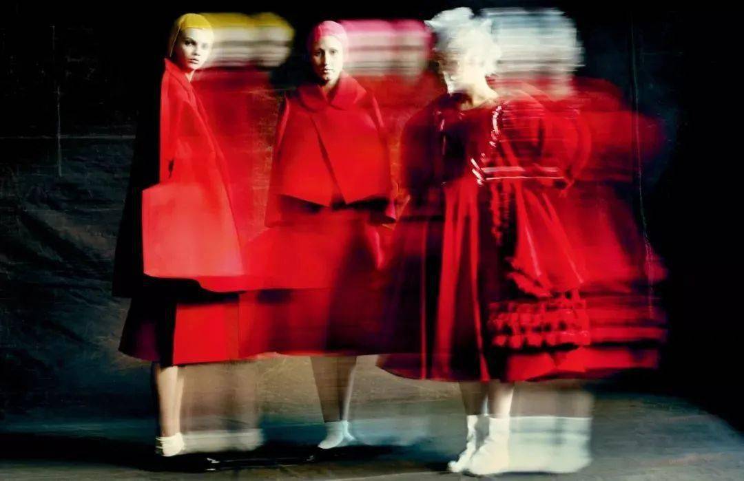 过服装设计|川久保玲:人“狠”话不多!时尚界的破坏者设计的衬衫有何不同?