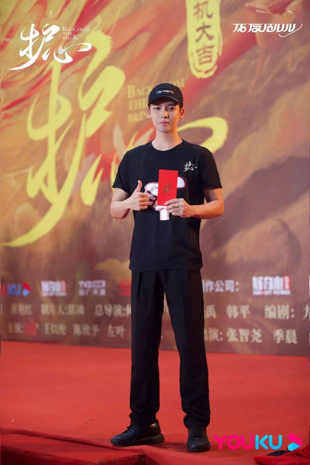 万鹏|演员动态周报 | 侯明昊周也《护心》、辣目洋子万鹏《没有工作的一年》、黄圣池汤敏《妙偶天成》、王子奇《白羽流星》等