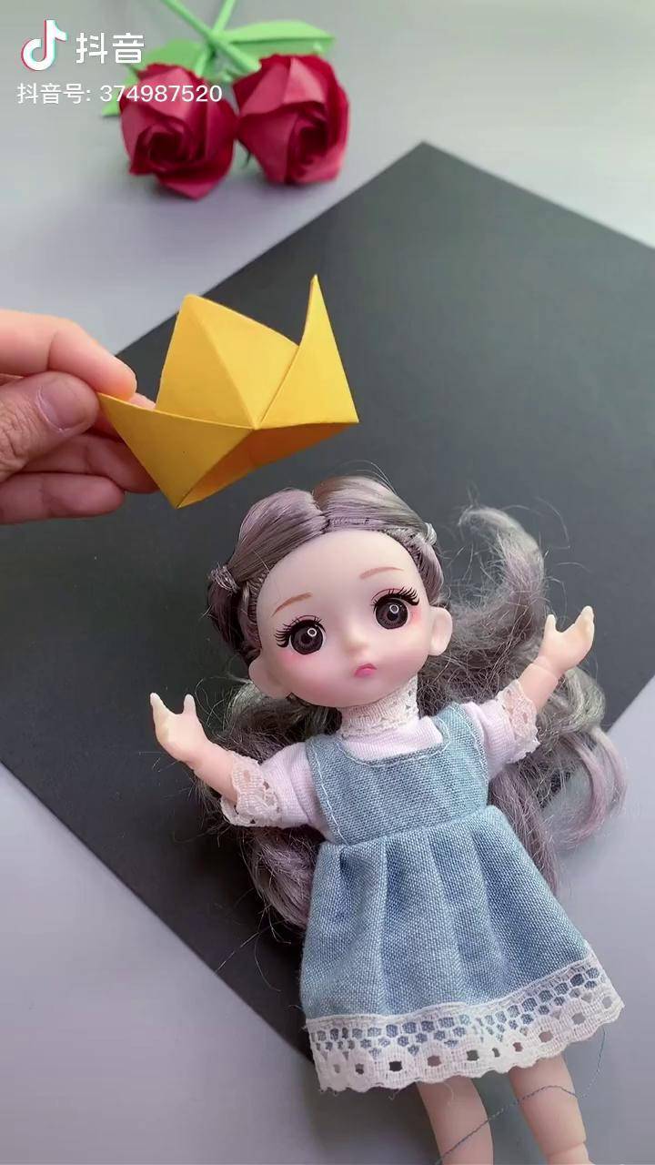 给娃娃折个迷你小皇冠吧很简单传统文化季寒假充电指南萌知计划春节