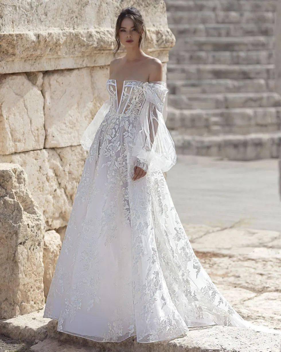 2022年春夏婚纱礼服趋势有被美到吗