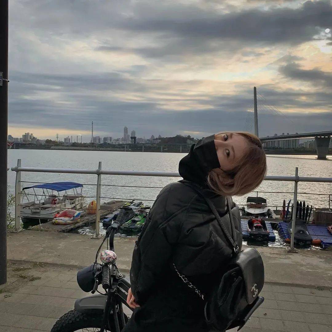 来头|这位让全网沦陷的美少女，到底什么来头？！