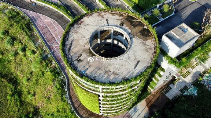 看重庆有个螺旋停车场