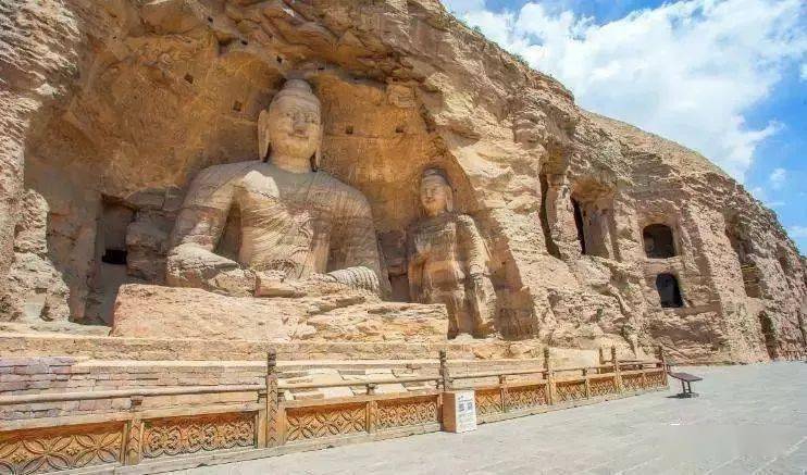 云岗石窟人多么 a50fd02bf35d41aeae5b827228526bbd.jpeg