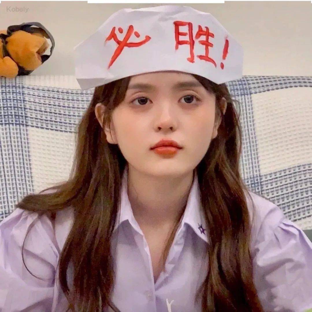 人间|女生头像 | 风月都好看，人间也浪漫