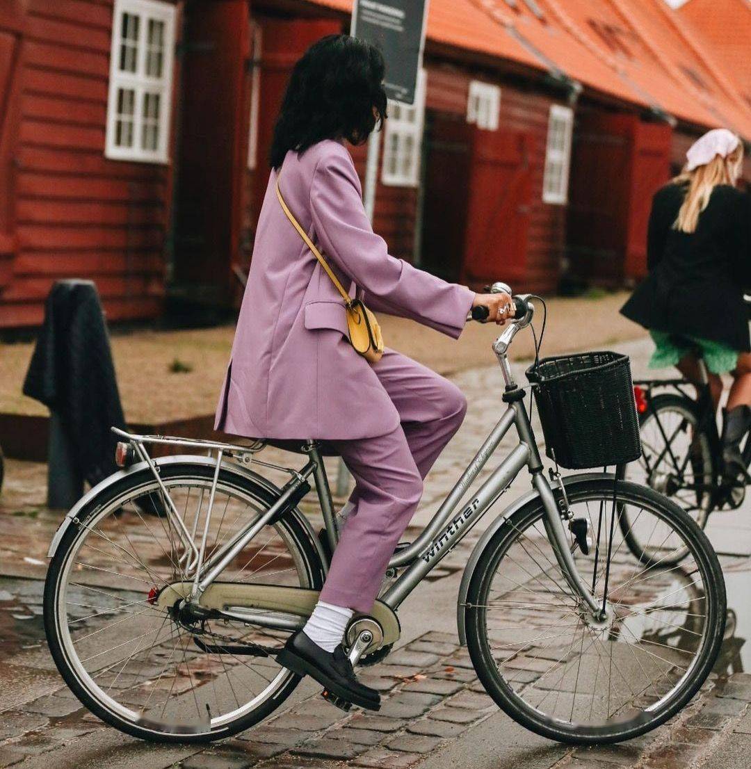 色彩|摩登日记｜在哥本哈根时装周上寻找即将引爆潮流的流行色