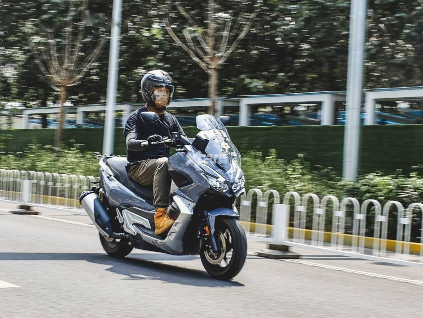 跨界玩的透市场不用愁试驾大阳v锐adv350