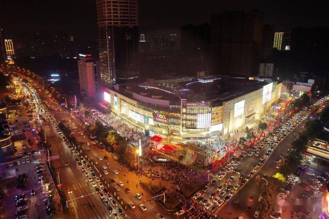 邵阳市区这个最拥堵的十字路口要尽快修建人行天桥地下通道了