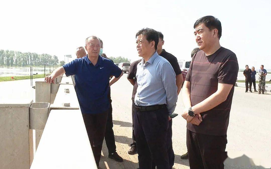 在县委常委,常务副县长林凤生,县水利局,县应急管理局主要领导的陪同