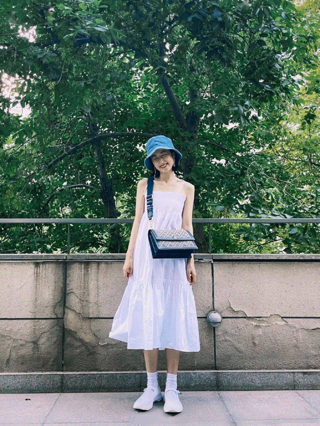 黑色|袜！这就是全身上下一秒变时髦的底色！